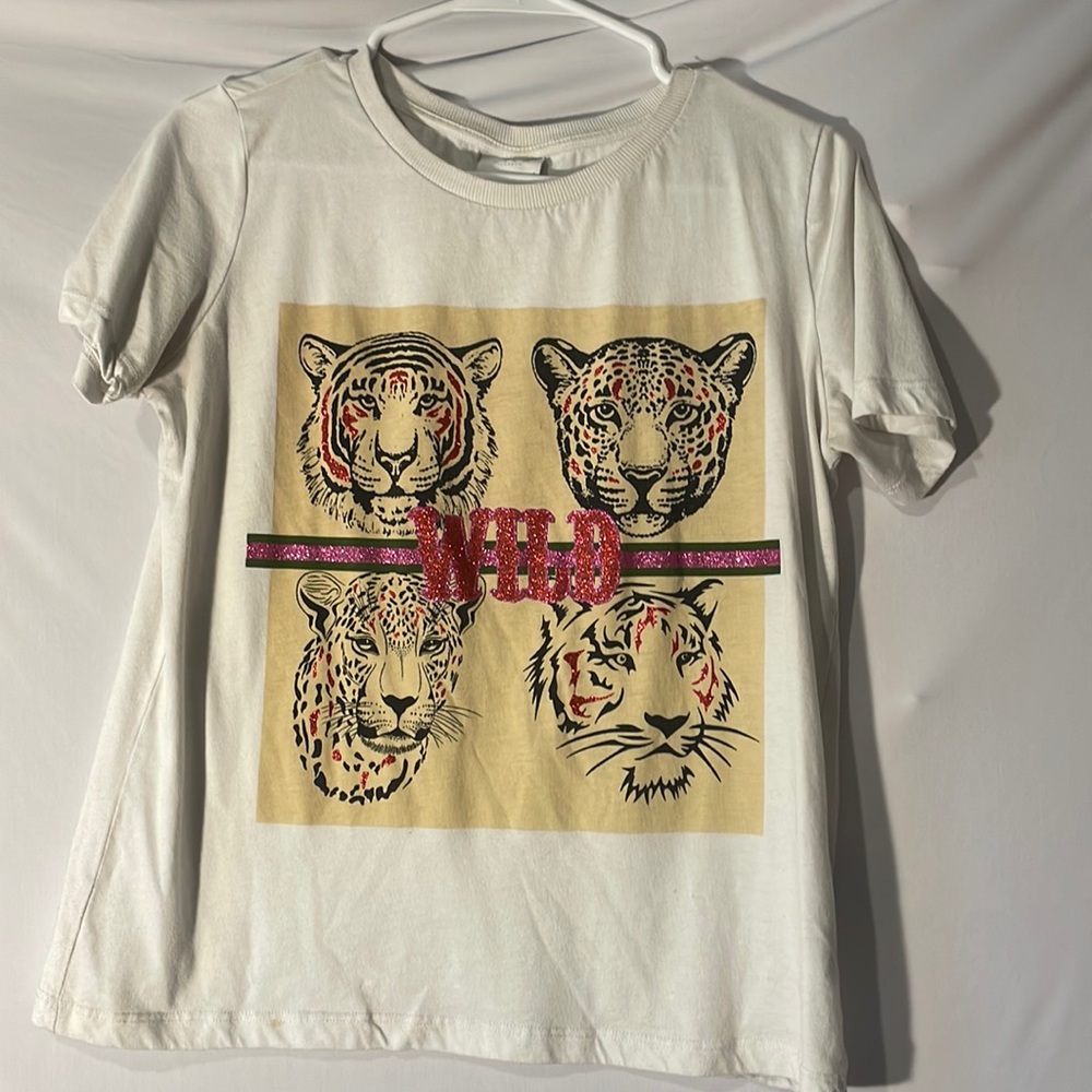 Boutique White Shirt with Glitter